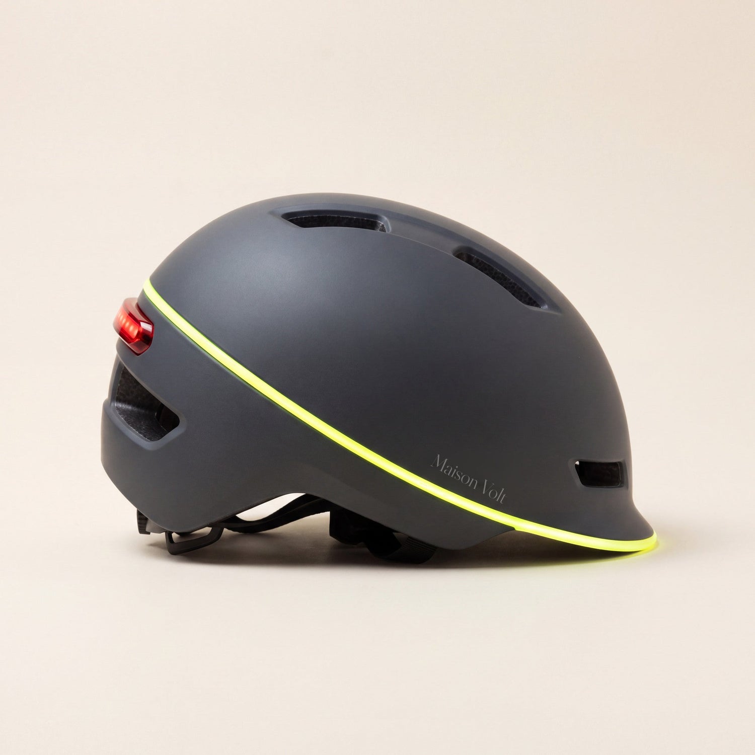 Casque urbain Maison Volt, liseré réfléchissant jaune volt